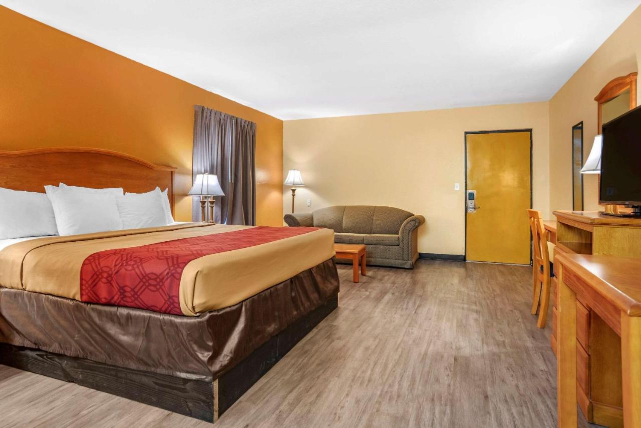 Econo Lodge Inn & Suites Evergreen Εξωτερικό φωτογραφία