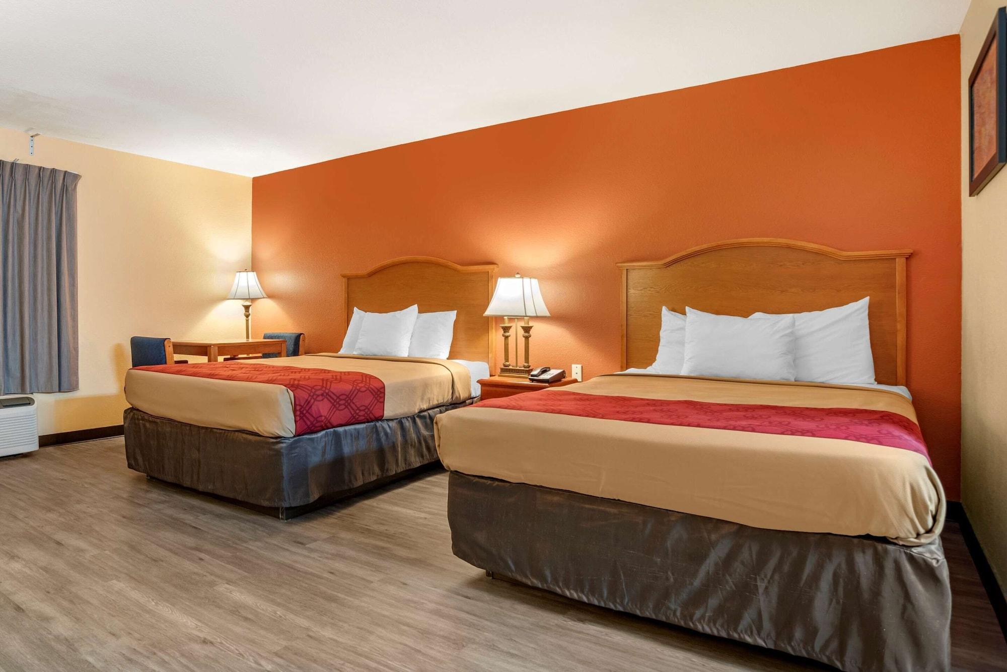 Econo Lodge Inn & Suites Evergreen Εξωτερικό φωτογραφία