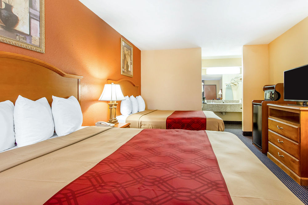 Econo Lodge Inn & Suites Evergreen Εξωτερικό φωτογραφία